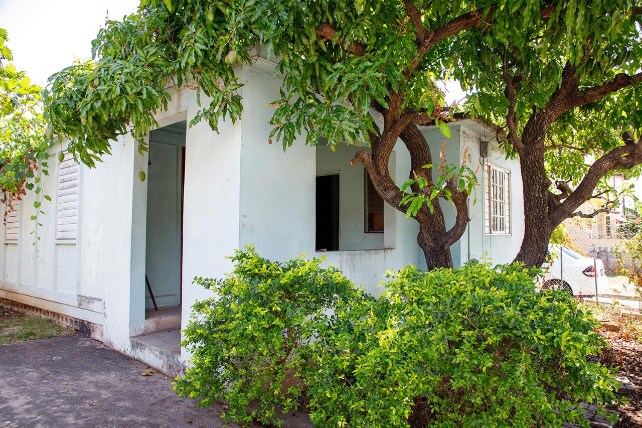 House for Sale   Kingston 20