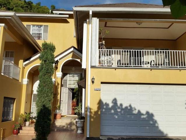 Townhouse for Sale   Kingston 8