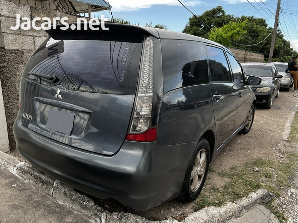Mitsubishi Grandis 1,8L 2007