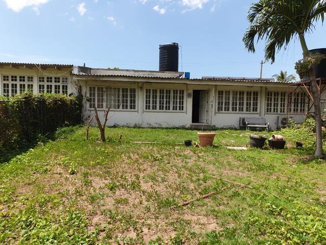 House for Sale   Kingston 6
