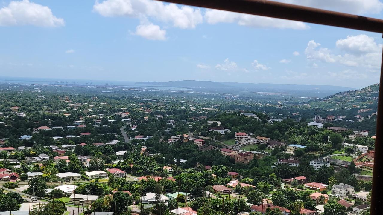 Apartment for Sale   Kingston 19