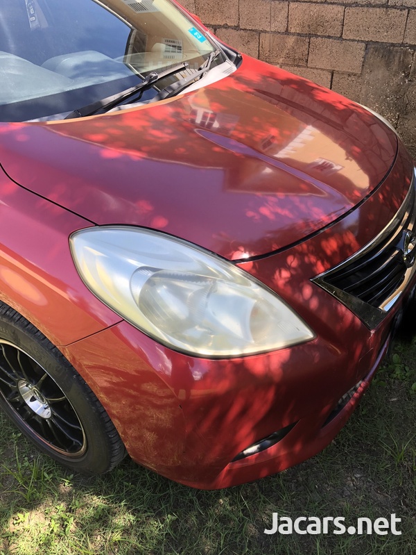 Nissan Versa 1,6L 2014