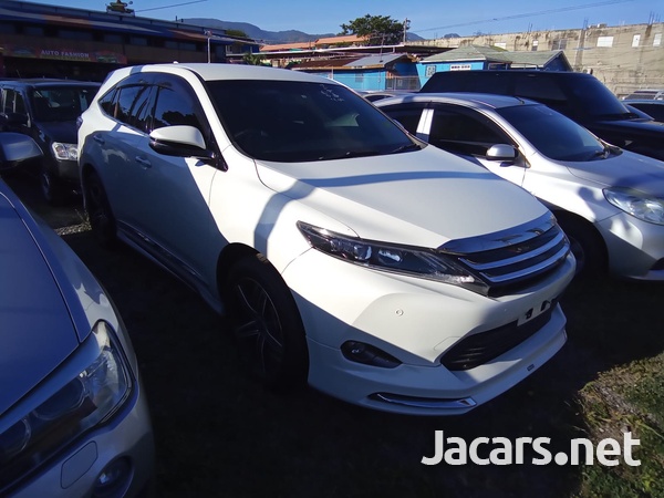 Toyota Harrier 1,8L 2015