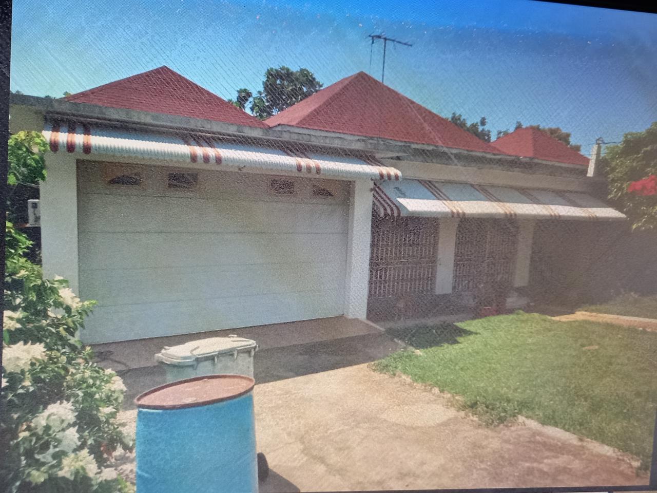 House for Sale   White House WD