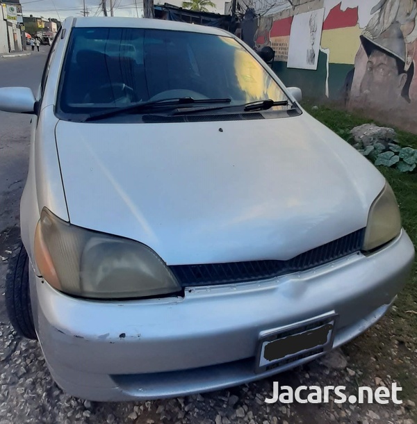 Toyota Yaris 1,2L 2001