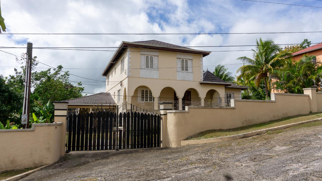 House for Sale   Mandeville