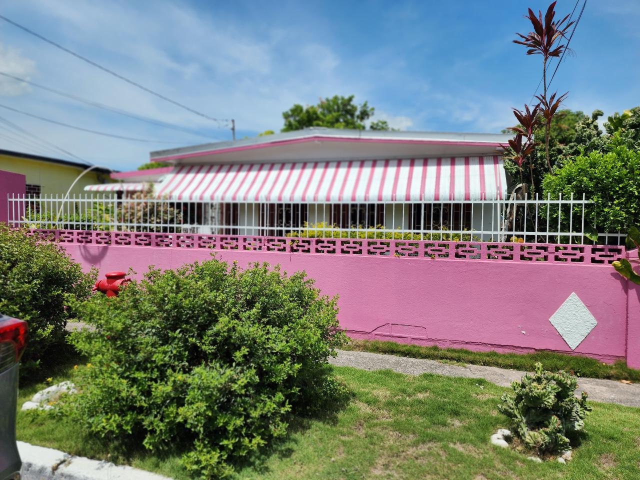House for Sale   Kingston 20