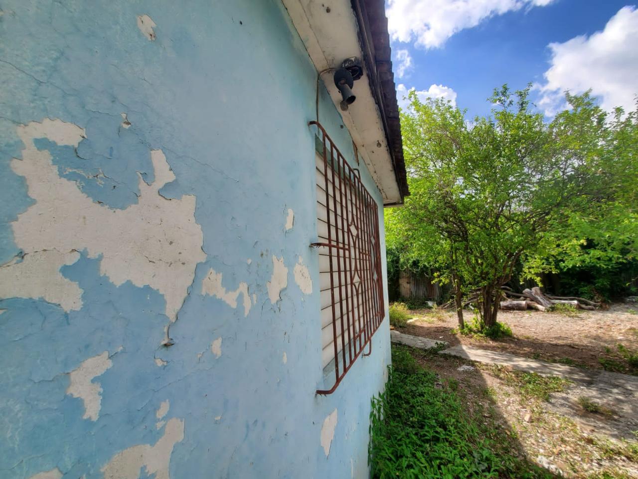 House for Sale   Kingston 7