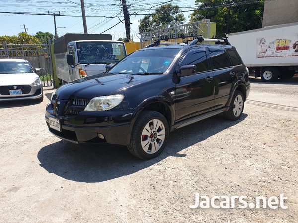 Mitsubishi Outlander or Airtrek 2,0L 2005