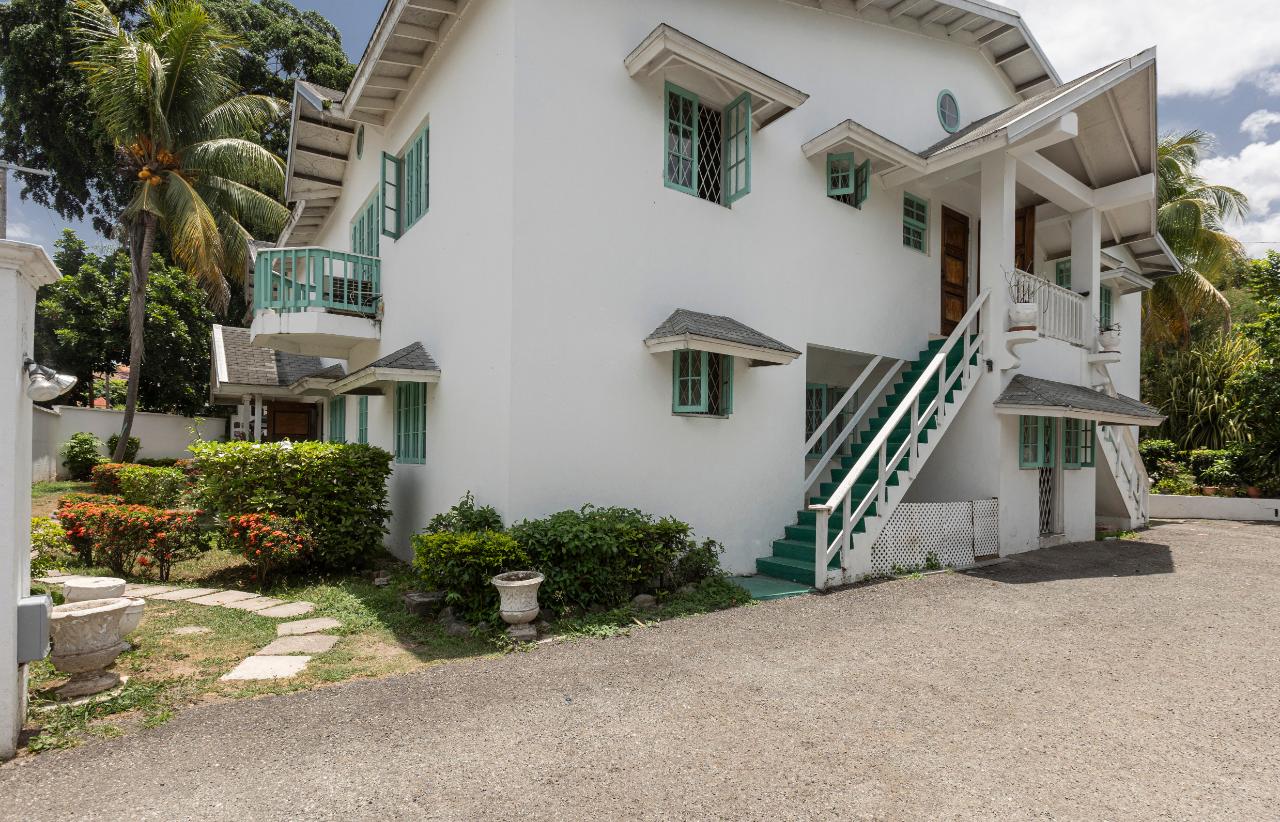 Apartment for Rent   Kingston 8