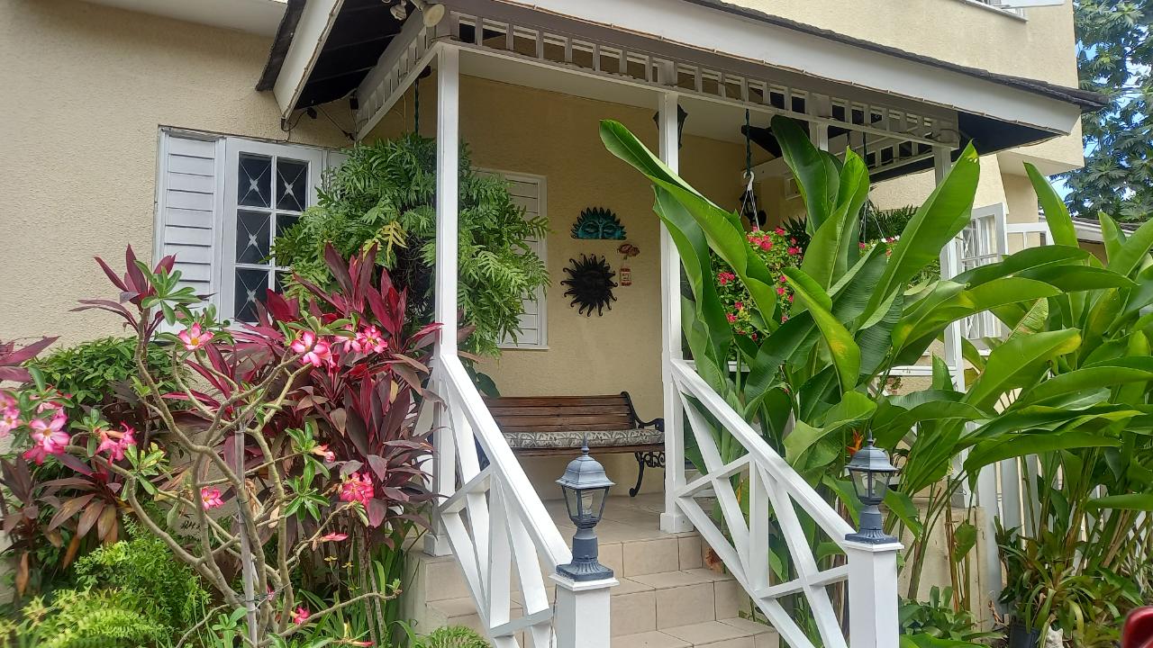 Townhouse for Rent   Kingston 6