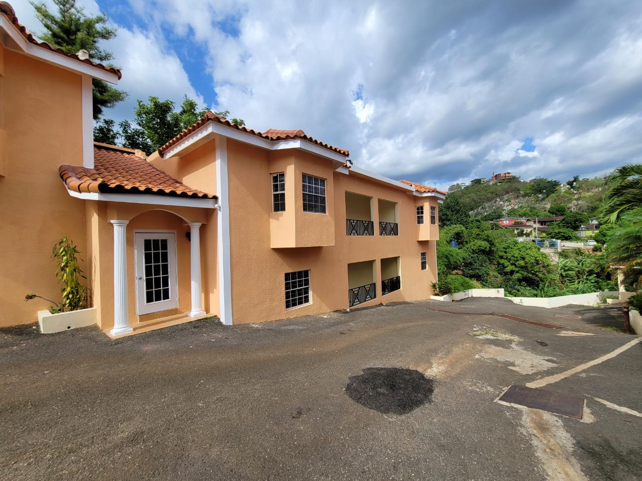 Apartment for Sale   Kingston 19