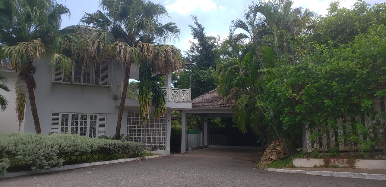 Townhouse for Sale   Kingston 6