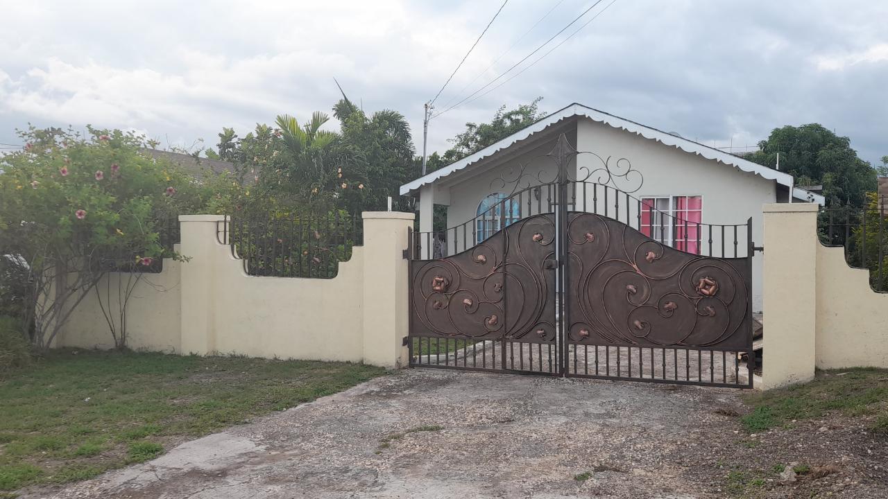 Apartment for Rent   Old Harbour