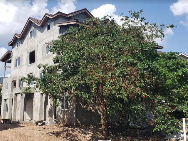 Apartment for Sale   Kingston 8