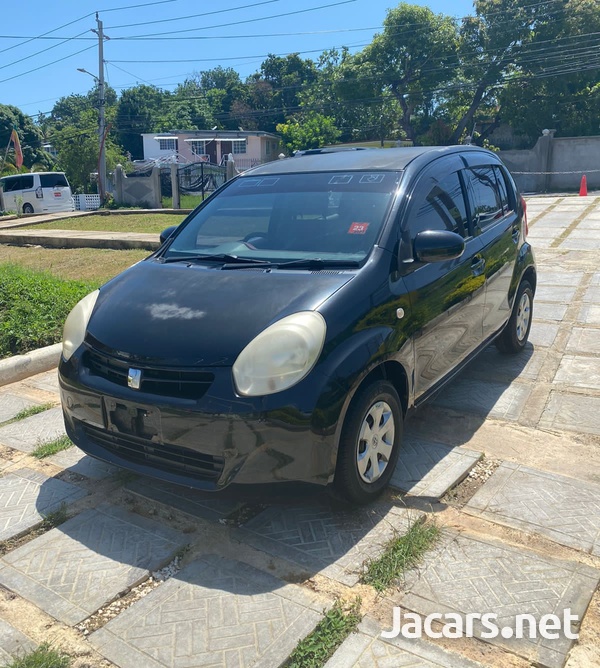 Toyota Passo 1,0L 2012