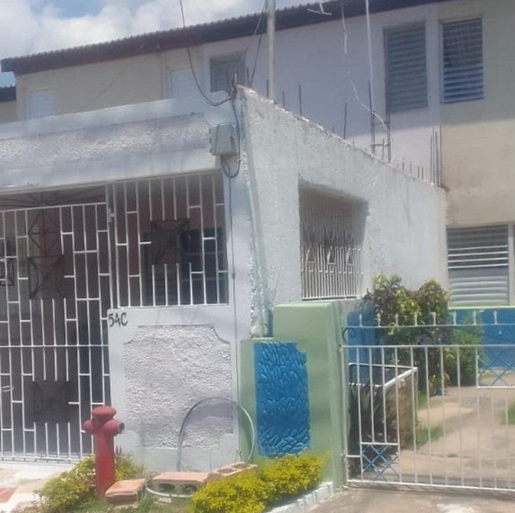 Townhouse for Sale   Gregory Park