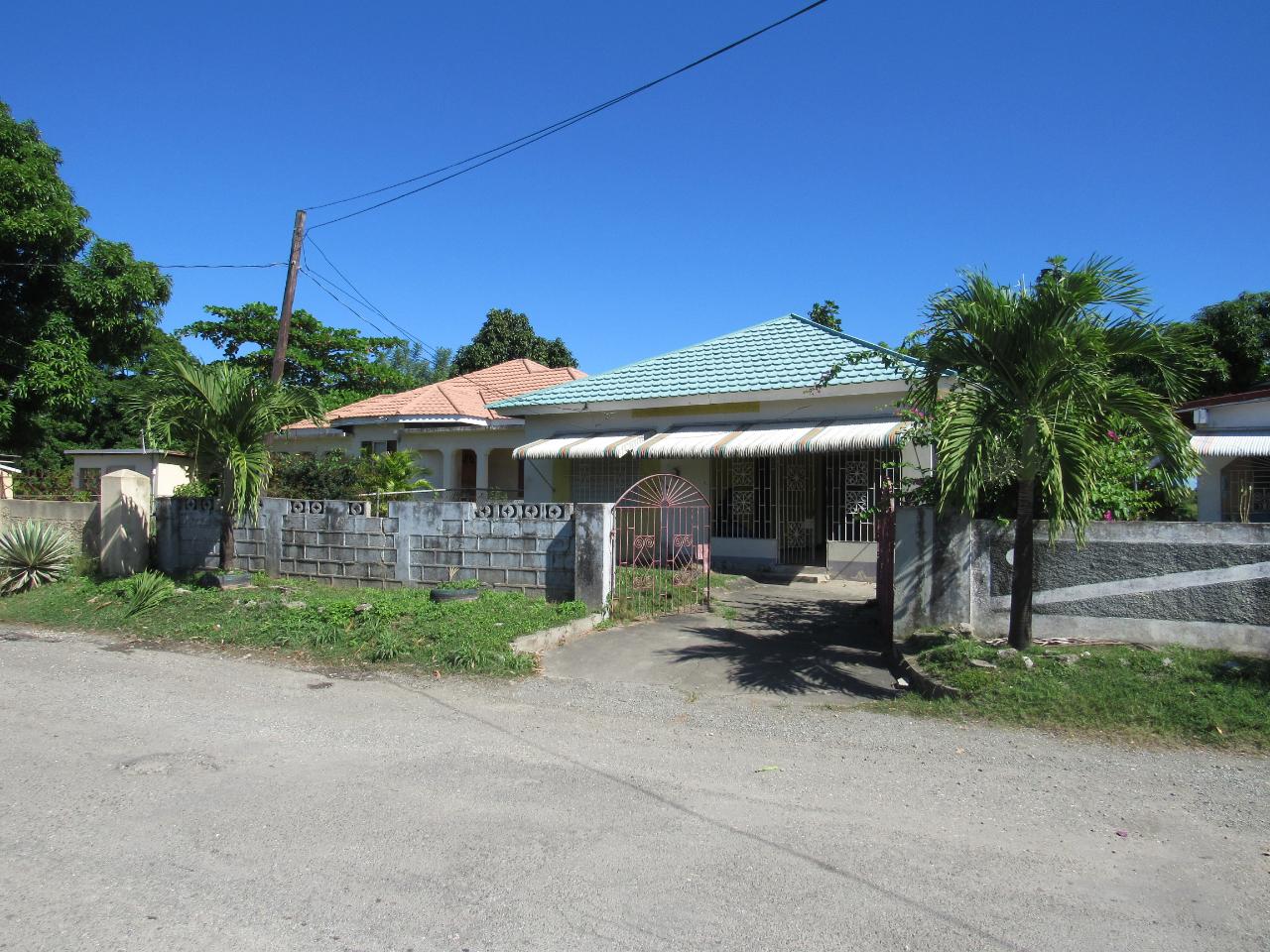 House for Sale   Port Morant