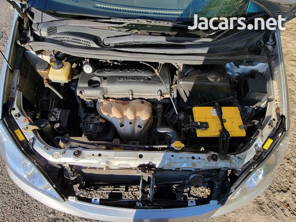 Toyota Ipsum 2,4L 2004