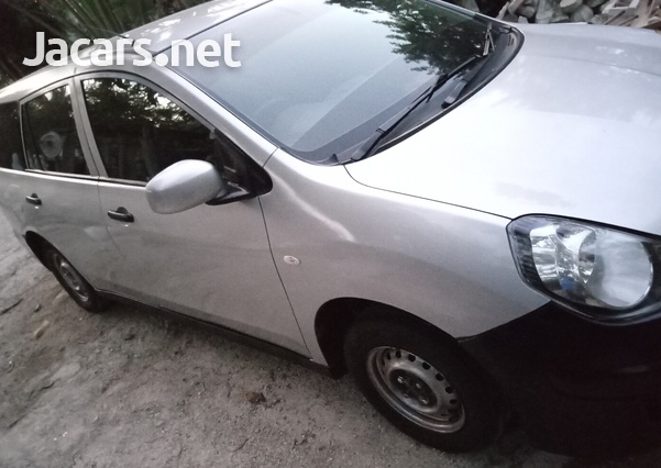 Nissan AD Wagon 1,5L 2012