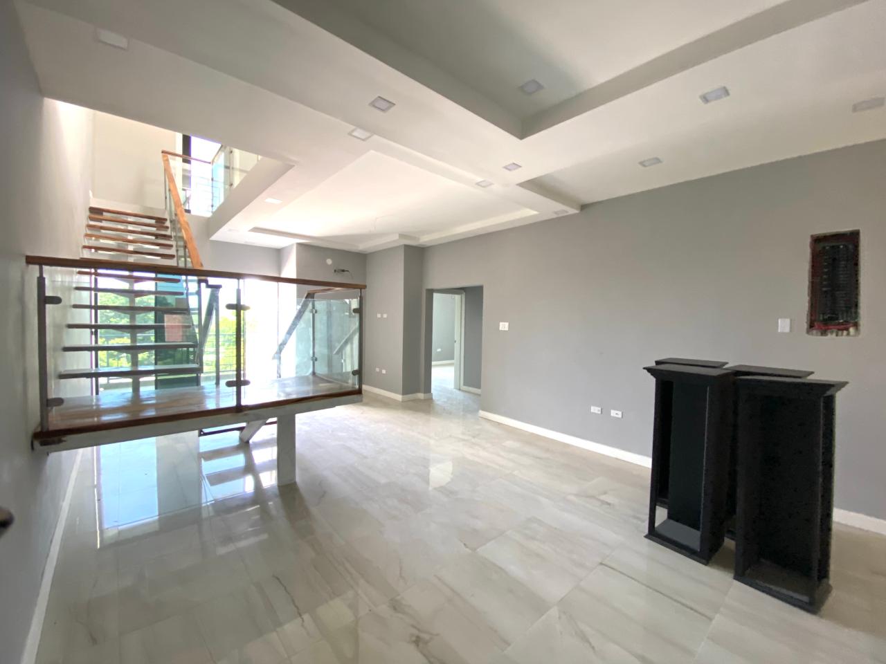 Apartment for Sale   Kingston 8