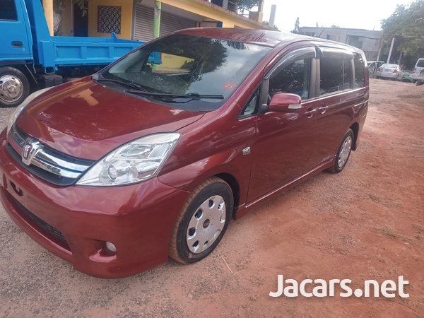 Toyota Isis 1,8L 2011