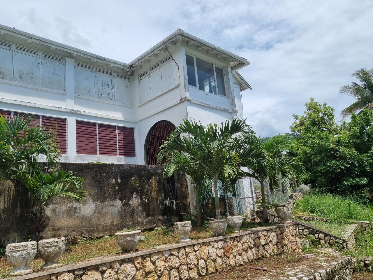 House for Sale   Kingston 9