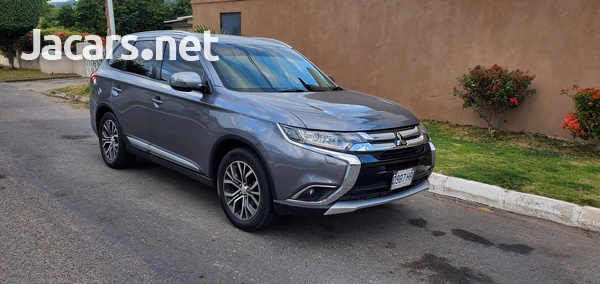 Mitsubishi Outlander or Airtrek 1,8L 2018