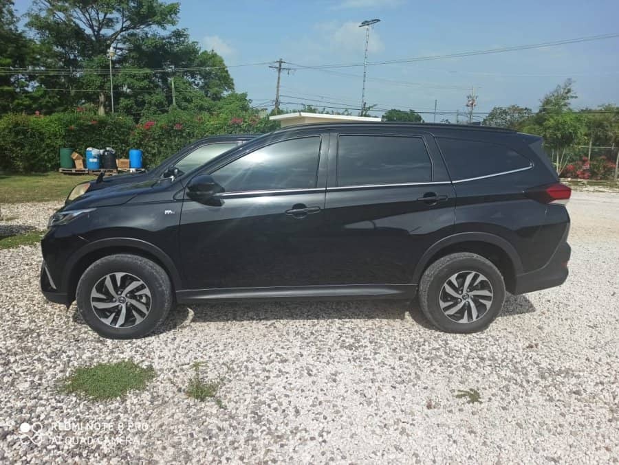 Black 2019 Toyota Rush