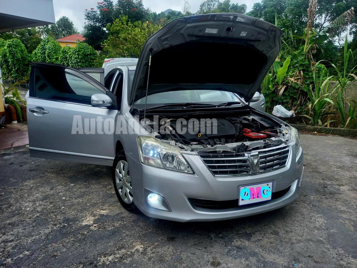2012 Toyota Premio