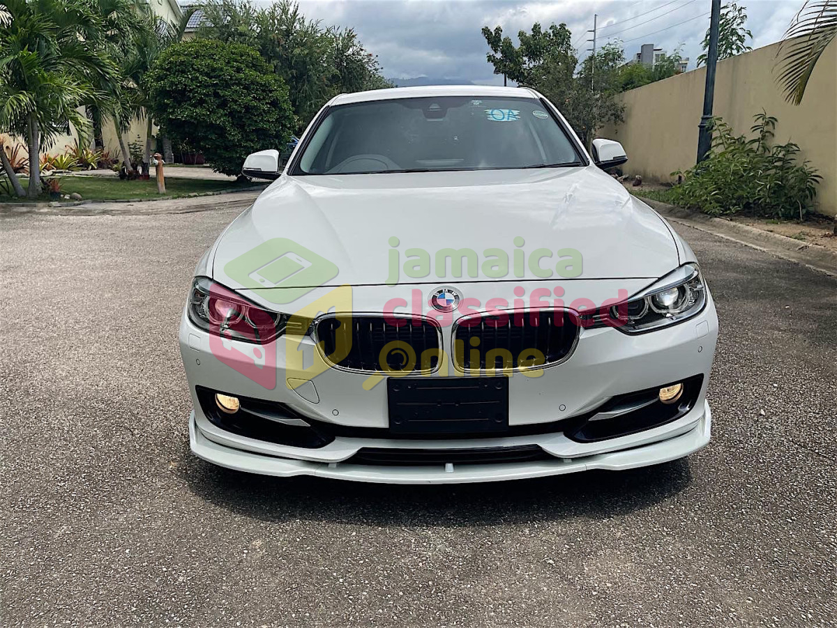 For Sale: BMW ACTIVE SPORT 3 HYBRID 2015 (Newly Imported)