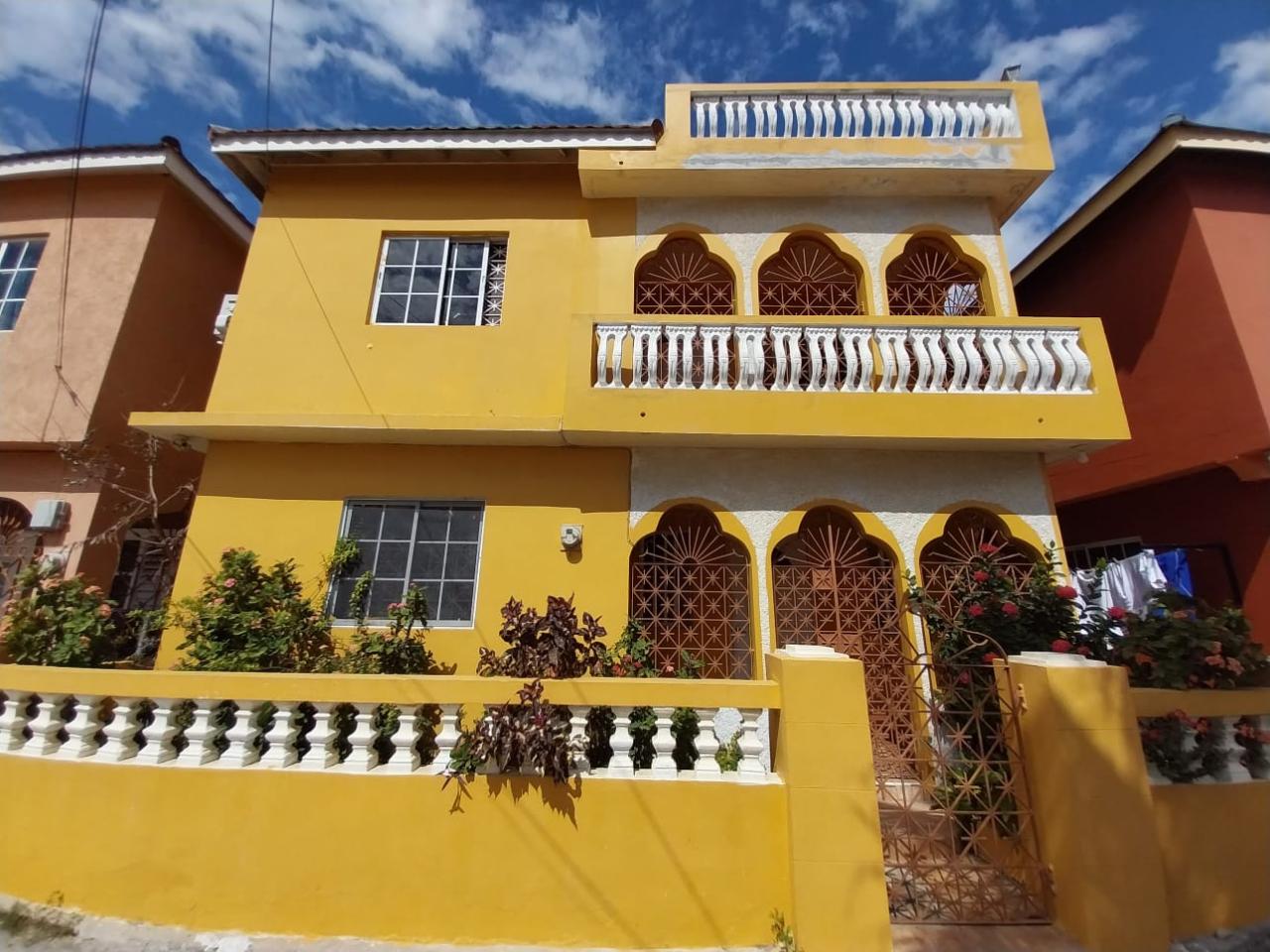 House for Sale   Silverstone