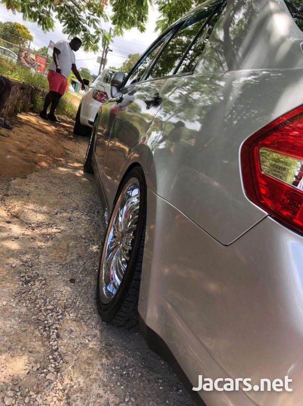 Nissan Tiida 1,8L 2010