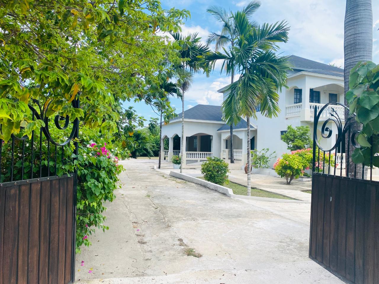 House for Sale   Duncans
