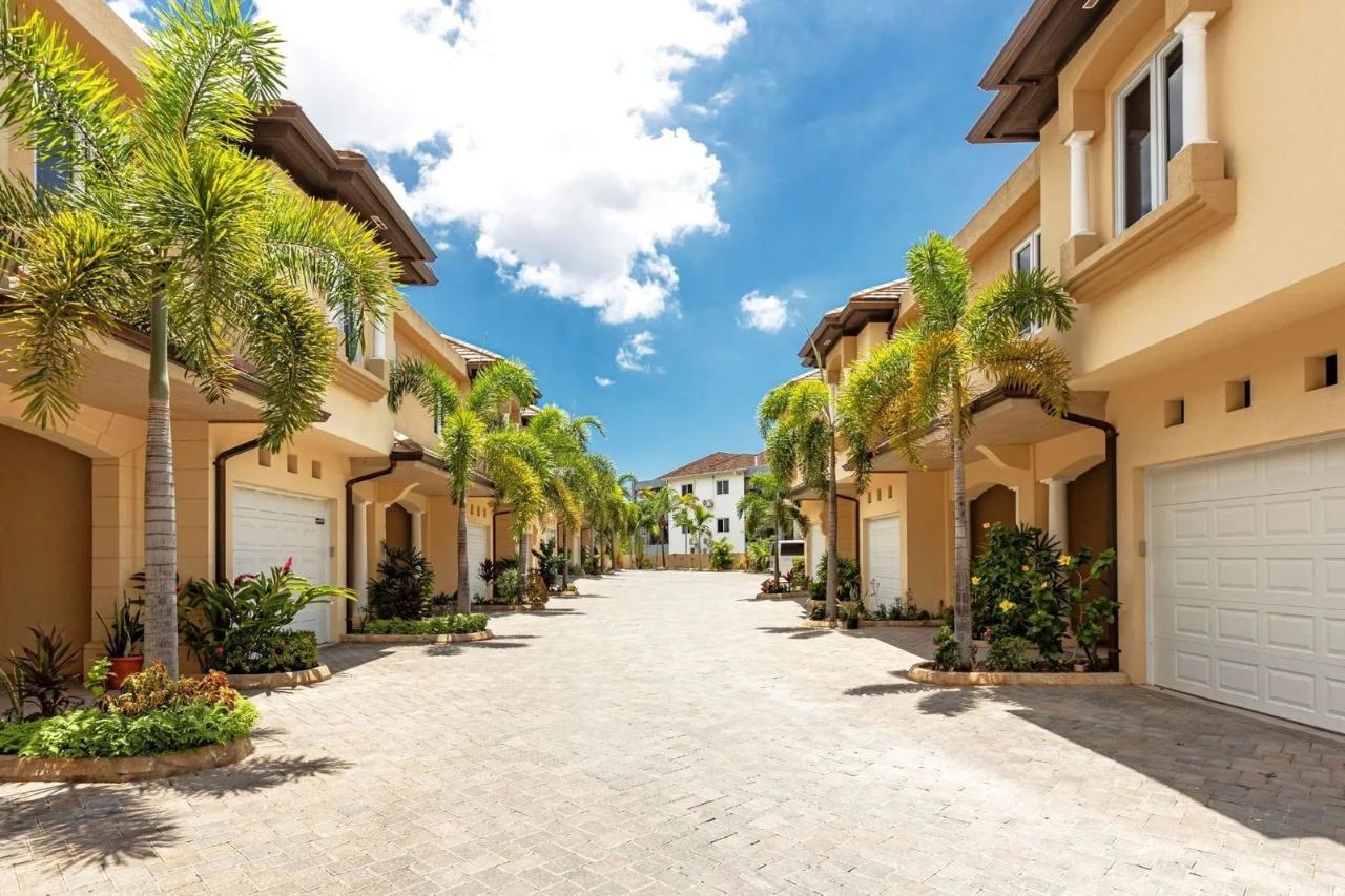 Apartment for Sale   KINGSTON