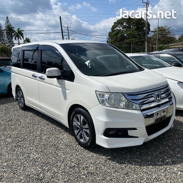 Honda Stepwgn Spada 2,0L 2011