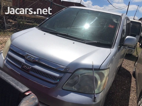 Toyota Noah 1,8L 2005