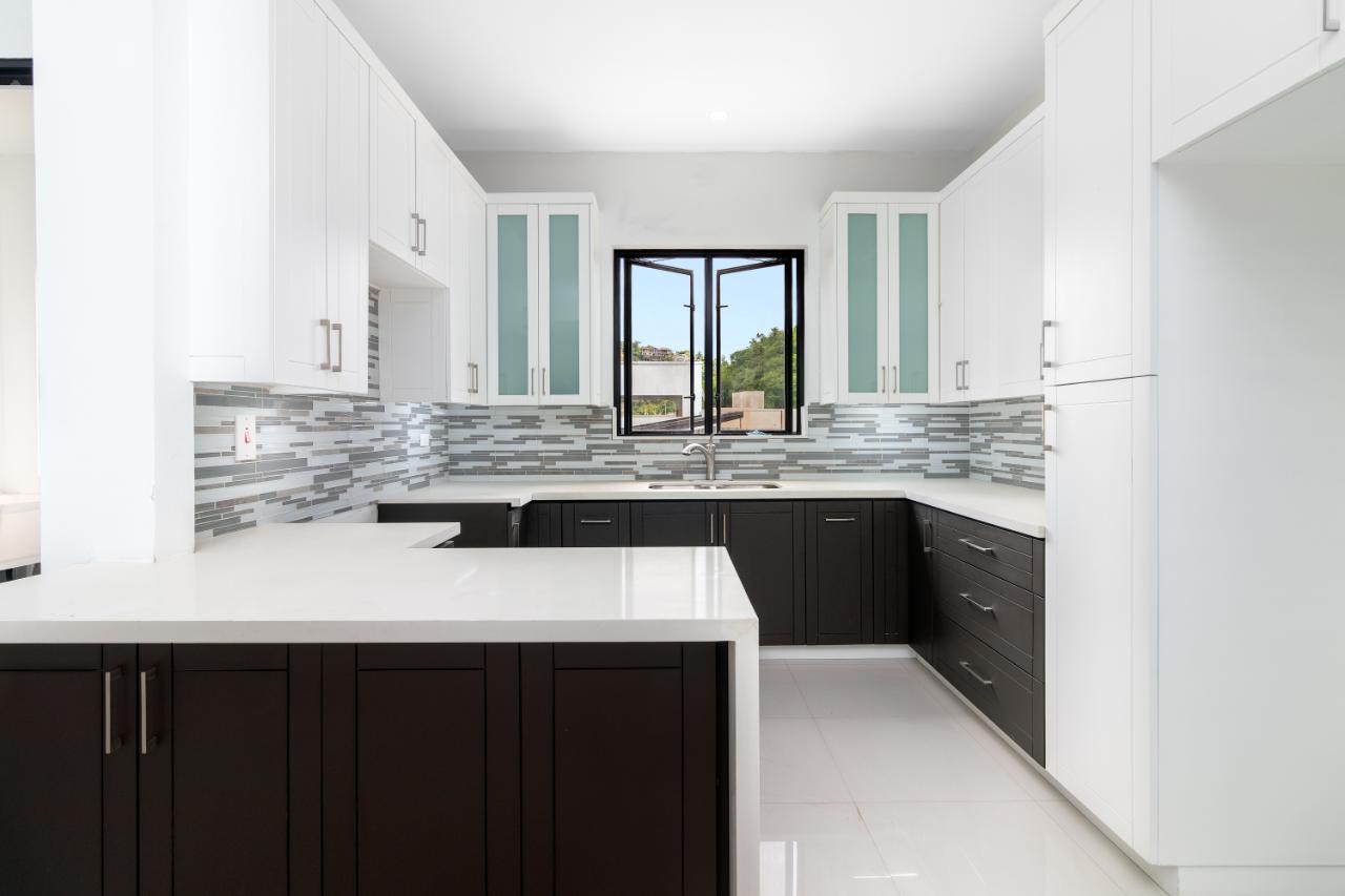 Apartment for Sale   Kingston 8