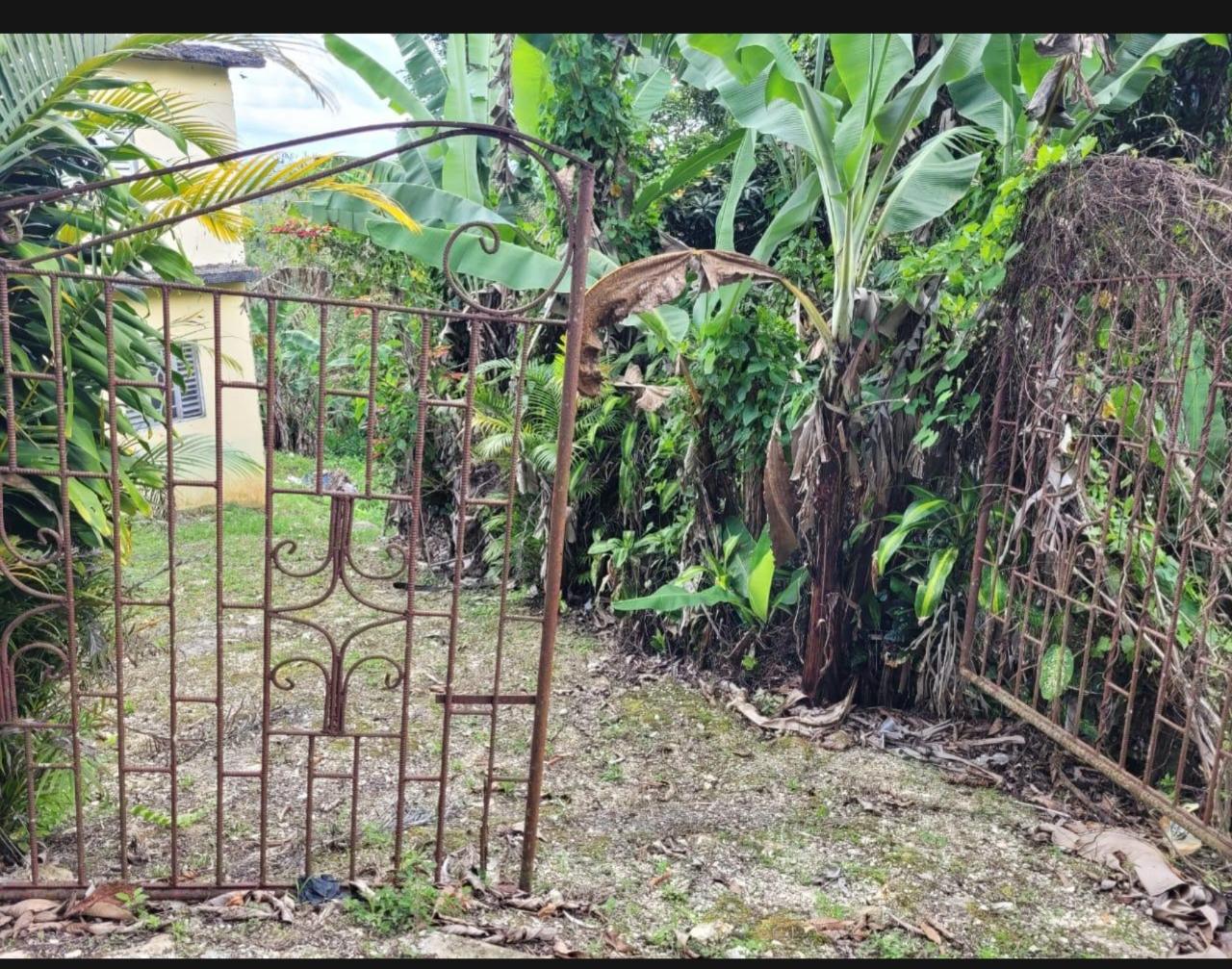 House for Sale   GARLANDS