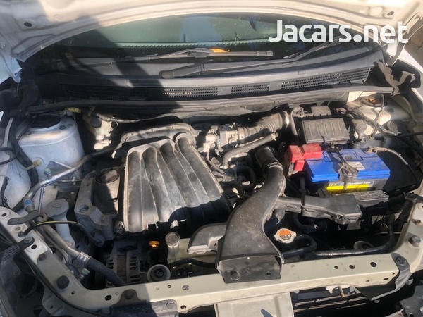 Nissan AD Wagon 1,8L 2013