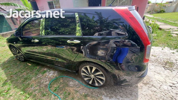 Honda Stream 1,8L 2008