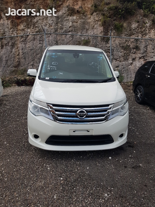 Nissan Serena 2,0L 2015