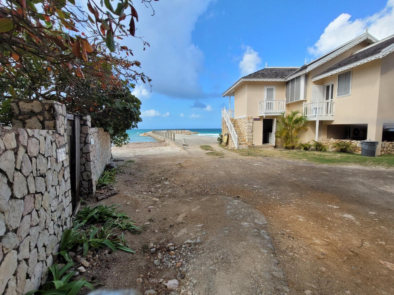 Resort Apartment/Villa for Rent   Duncans