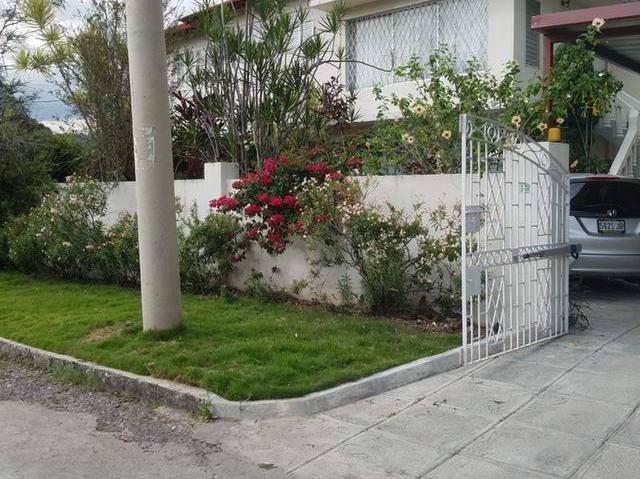 House for Sale   Kingston 19
