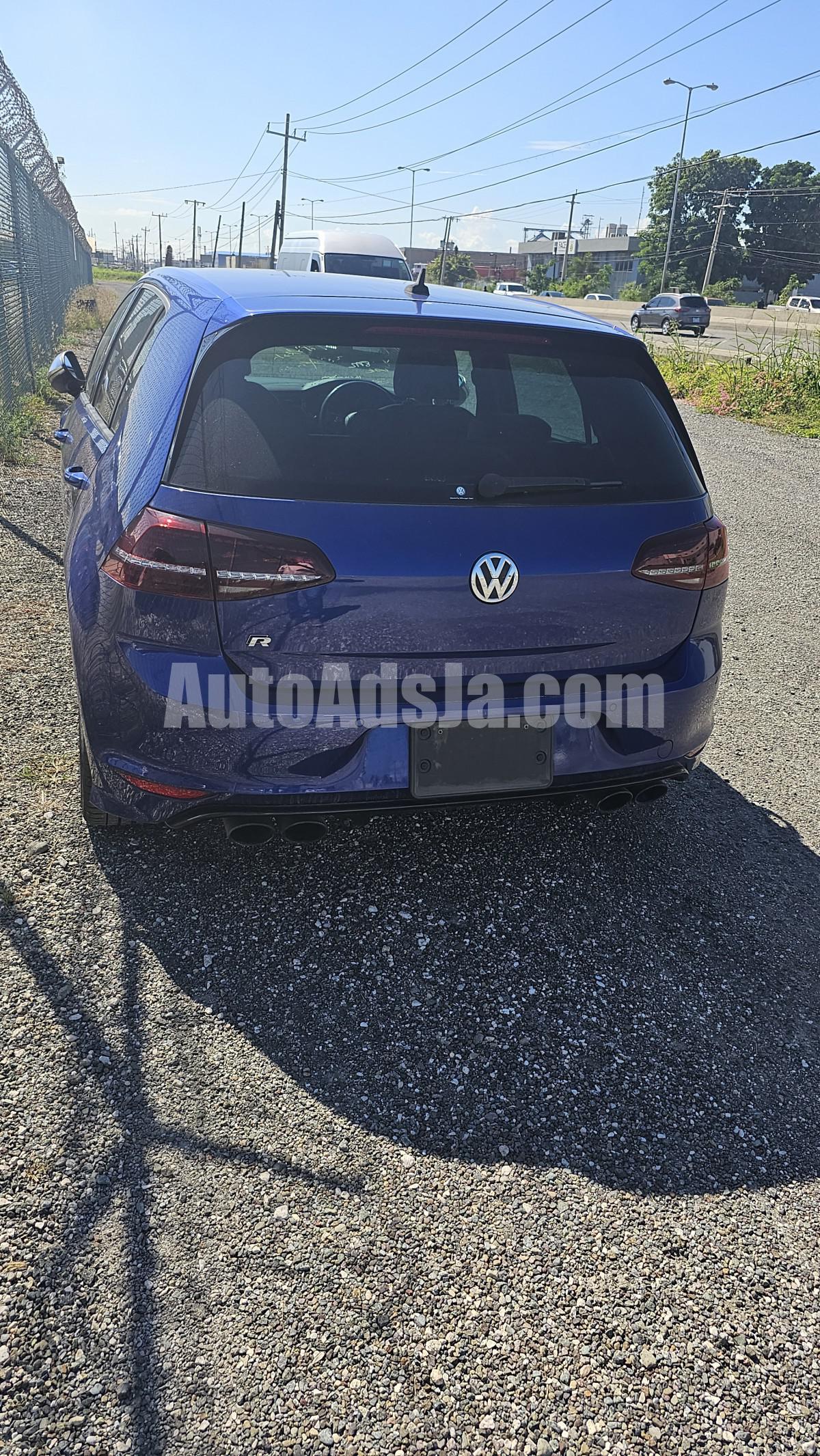 2015 Volkswagen Golf R