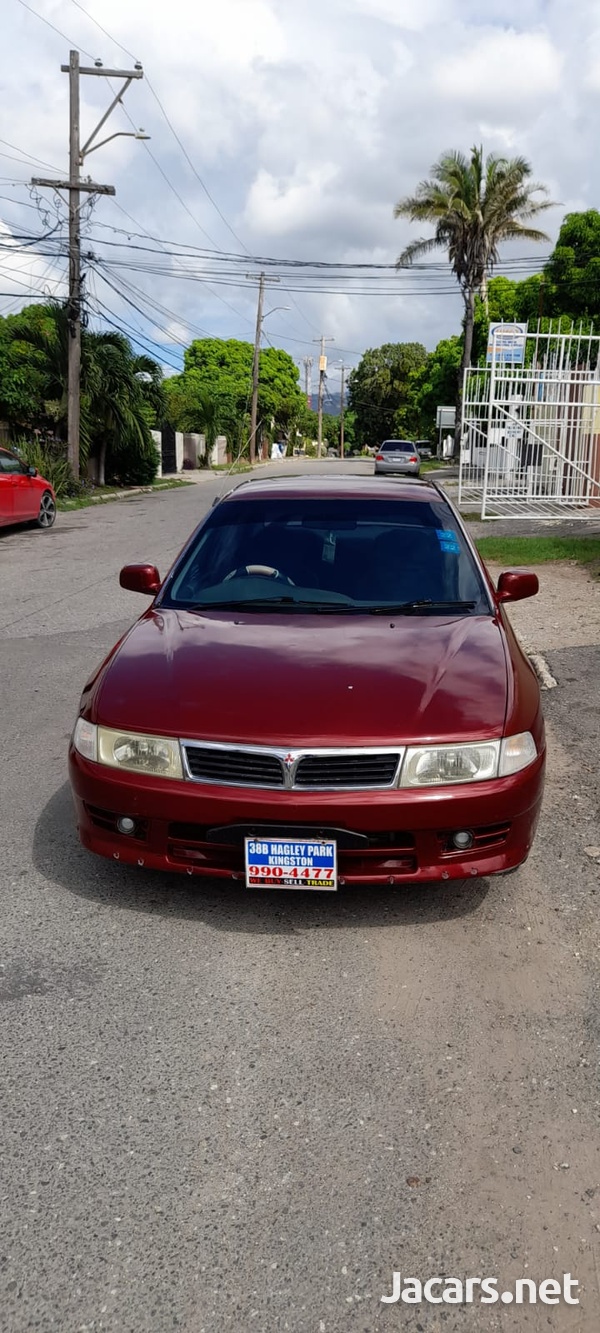 Mitsubishi Lancer 1,3L 1999