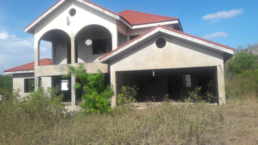 House for Sale   May Pen
