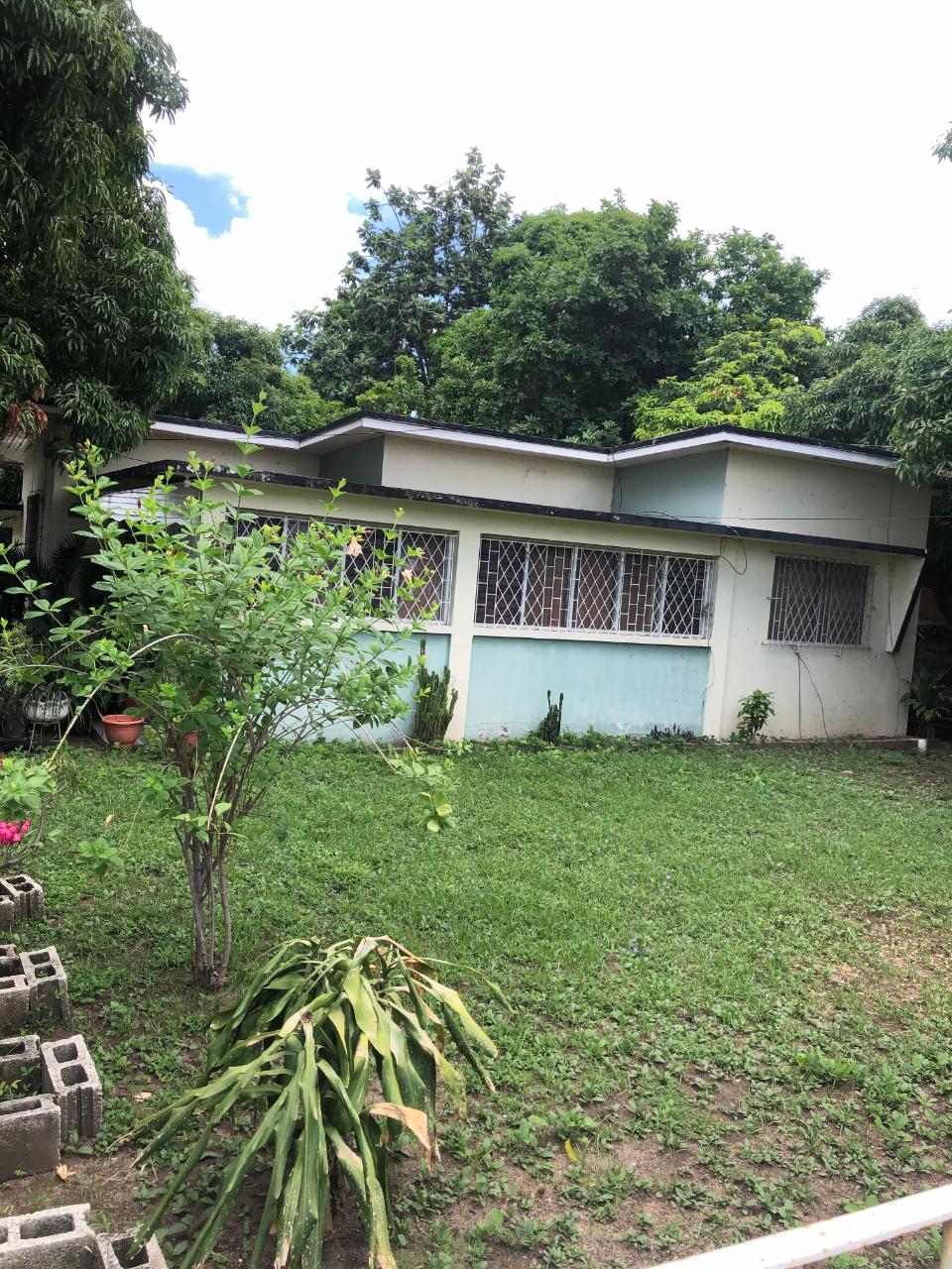House for Sale   Kingston 19