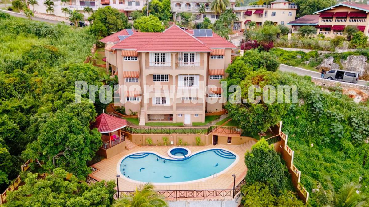 9 bed House For Sale in Kingston 8, Kingston / St. Andrew, Jamaica