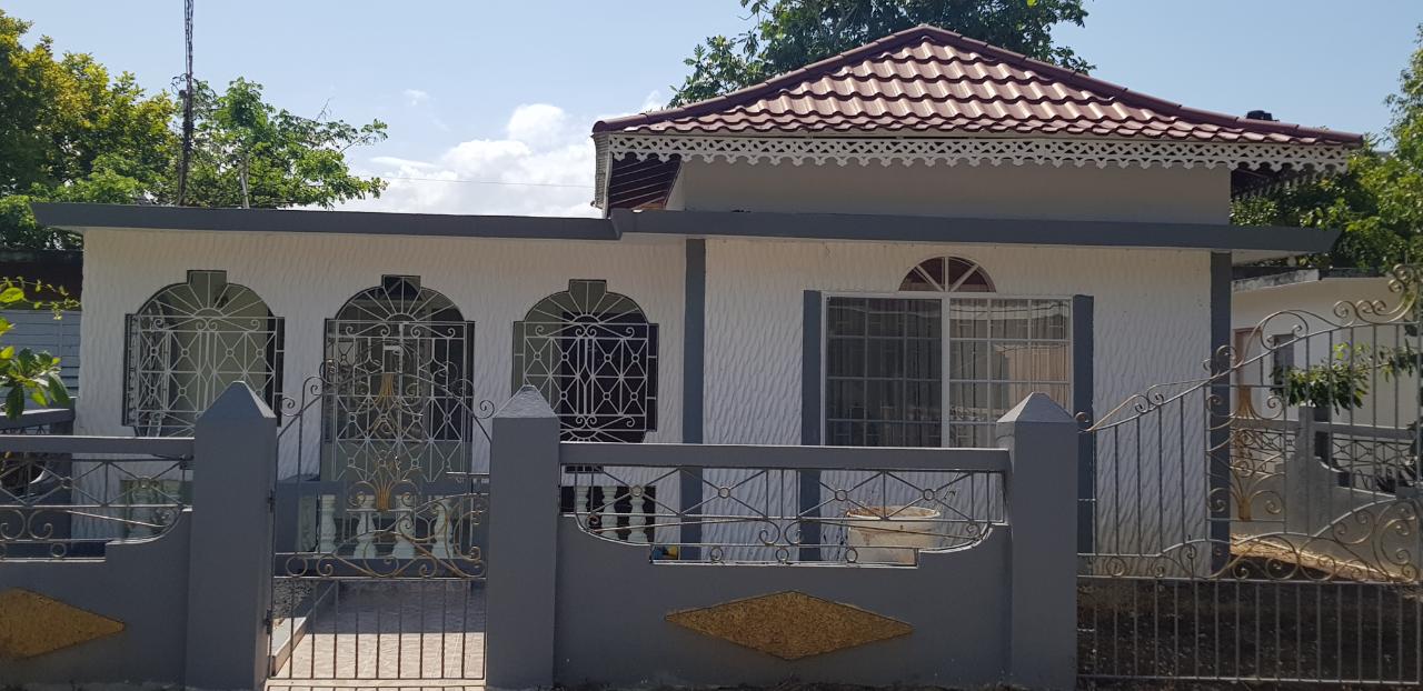 House for Sale   Savanna-La-Mar